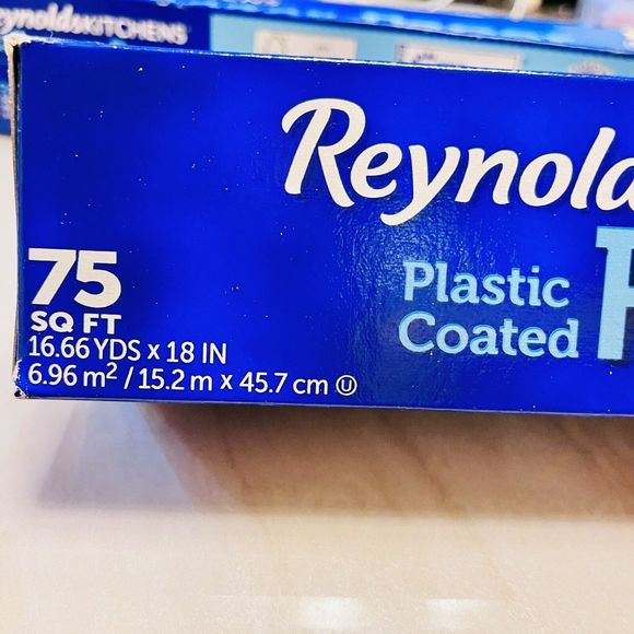 2 PK of Reynolds Kitchens Plastic Coated Freezer Paper BPA Free 75SQ FT 16.66YDS - Picture 2 of 7